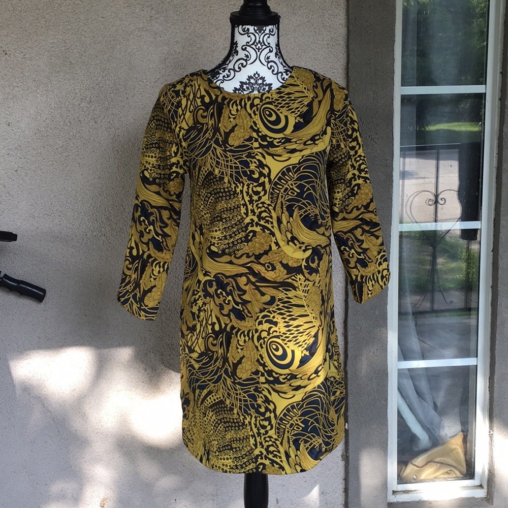 H&m Super cute dress size 2